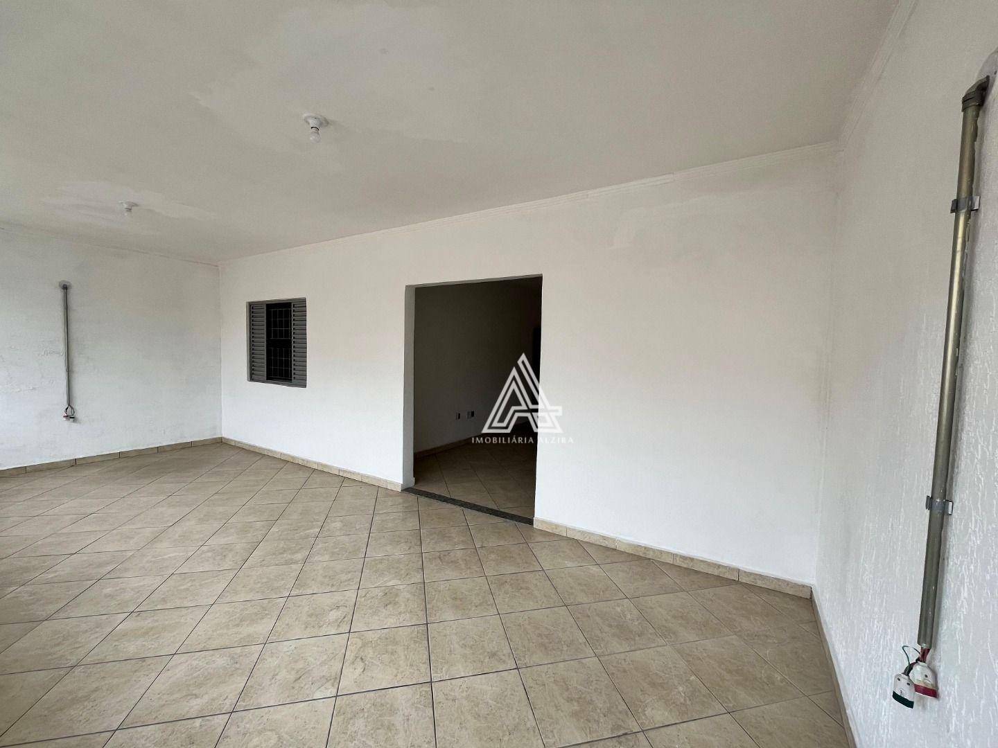 Casa para alugar com 6 quartos, 200m² - Foto 13