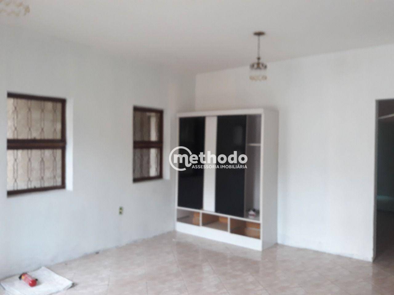 Casa à venda com 2 quartos, 180m² - Foto 3