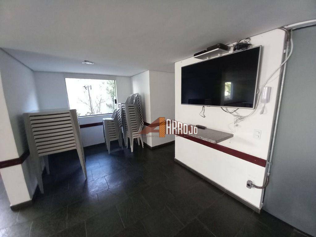 Apartamento à venda com 3 quartos, 70m² - Foto 11