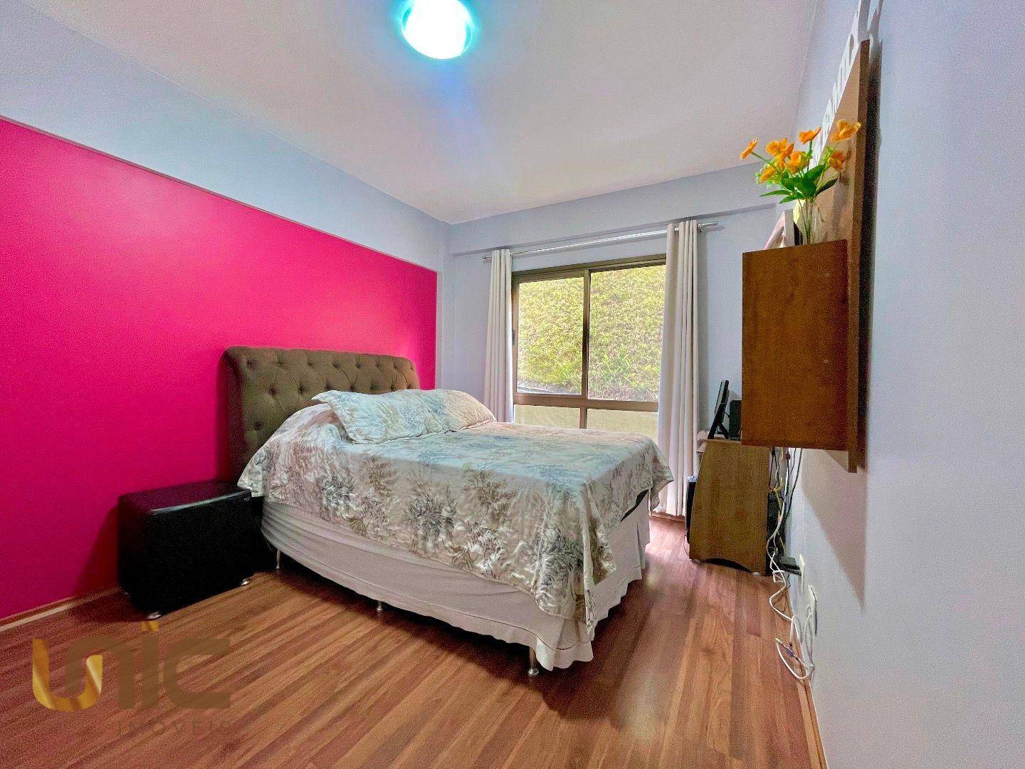 Apartamento à venda com 2 quartos, 66m² - Foto 5