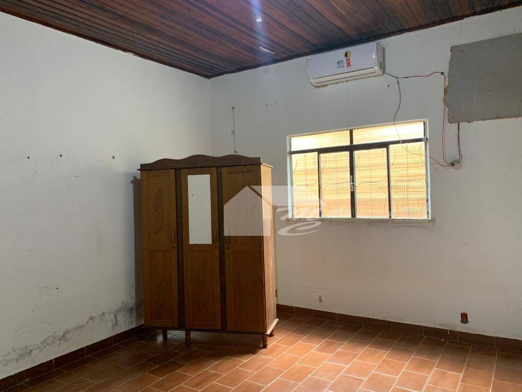 Casa à venda com 3 quartos, 182m² - Foto 9