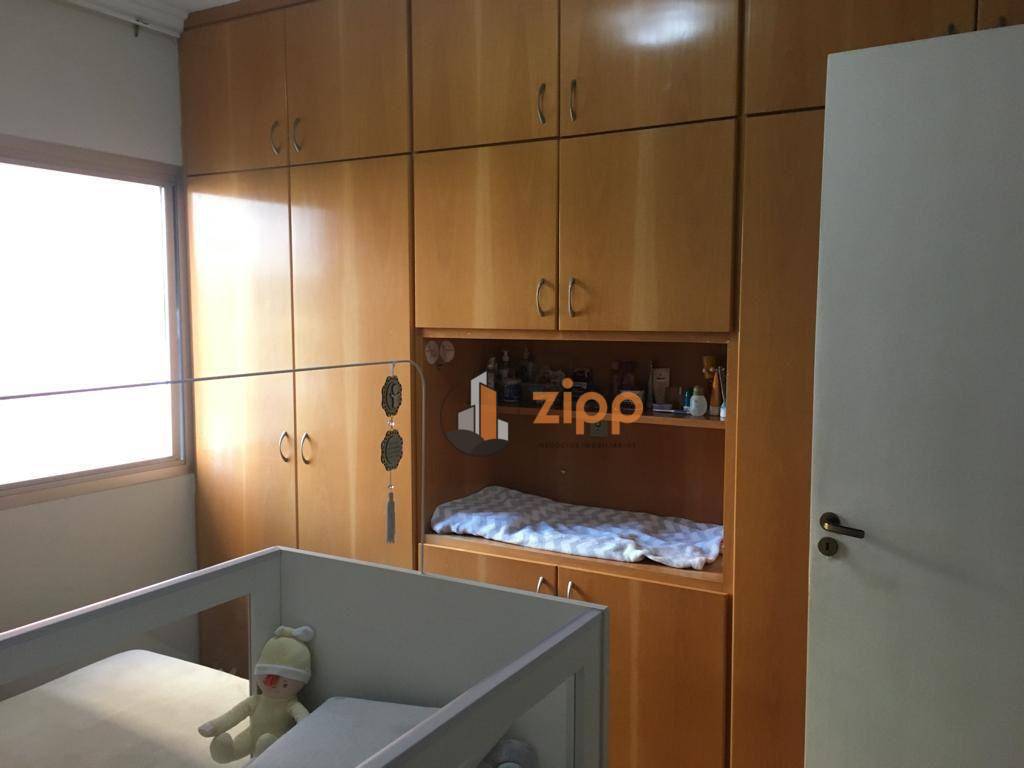 Apartamento à venda com 3 quartos, 186m² - Foto 8