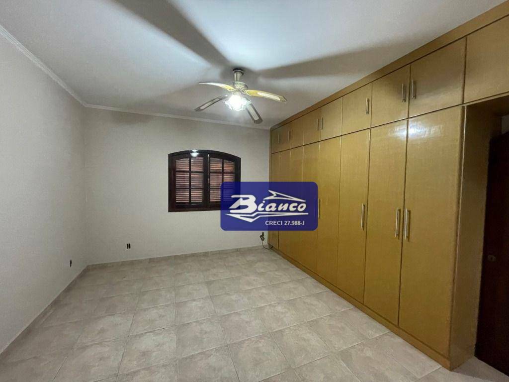 Sobrado à venda com 6 quartos, 550m² - Foto 31