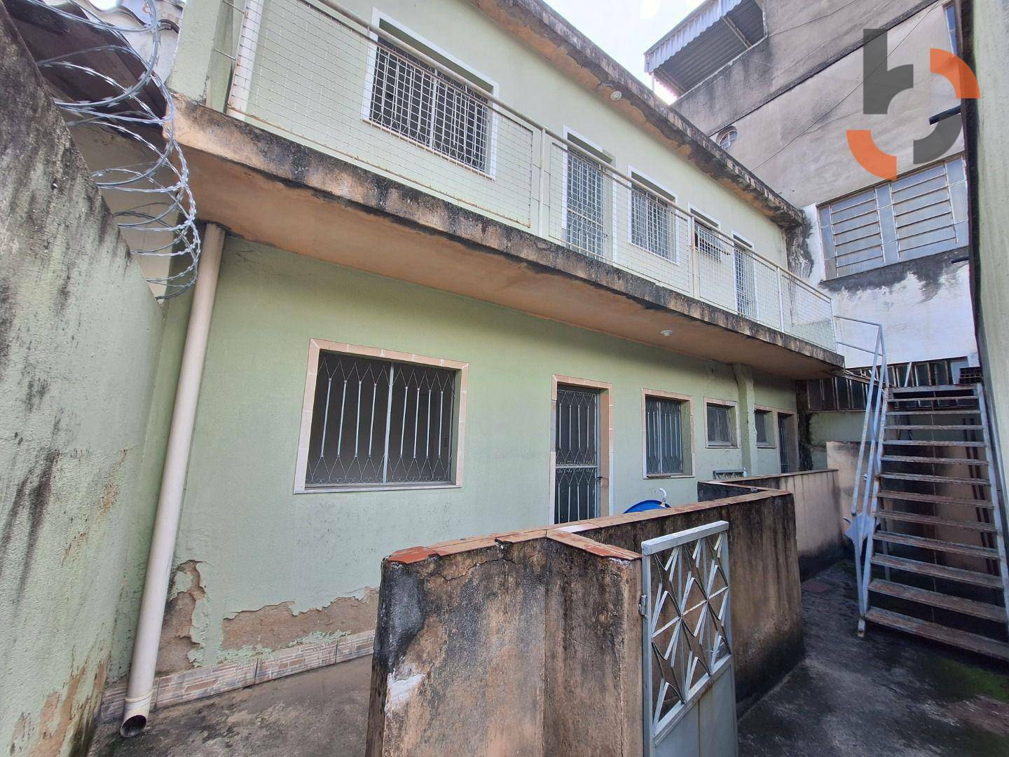 Casa à venda com 3 quartos, 197m² - Foto 27