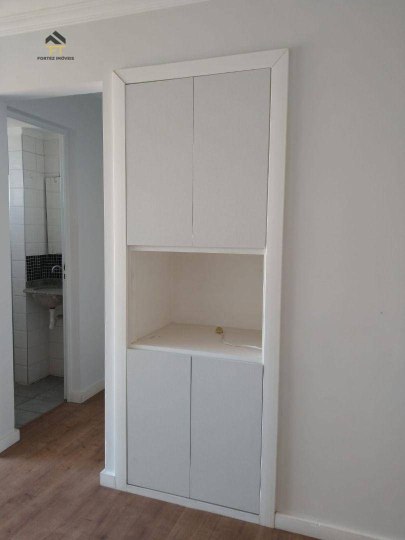 Apartamento para alugar com 2 quartos, 35m² - Foto 10