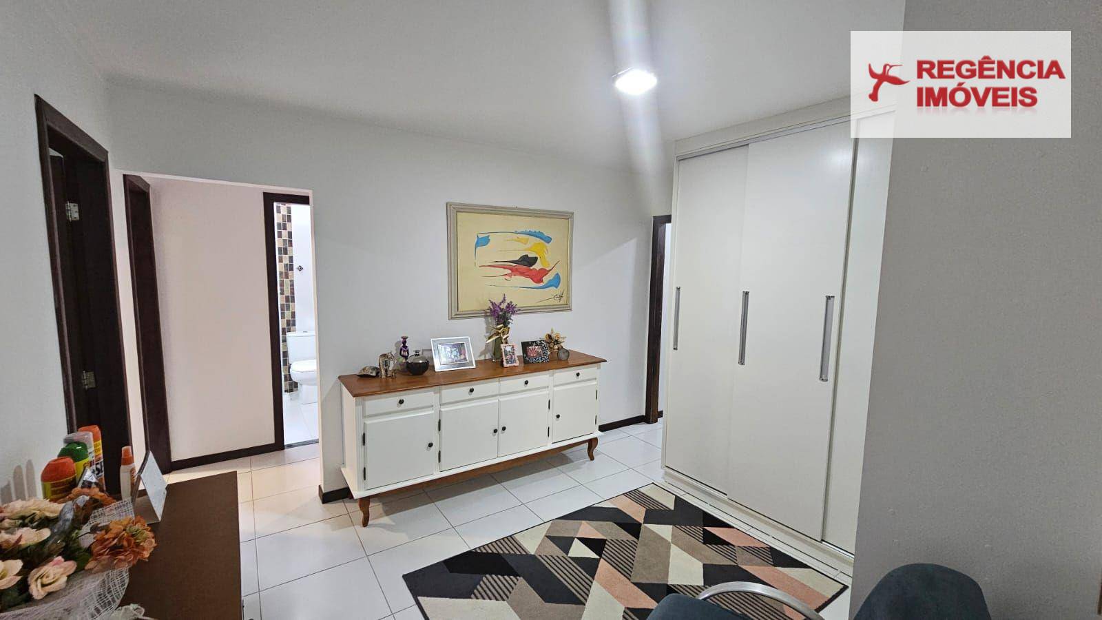 Casa à venda com 4 quartos, 324m² - Foto 25