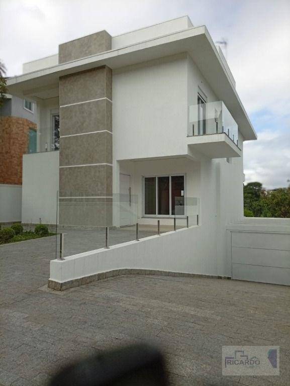 Sobrado, 4 quartos, 300 m² - Foto 1