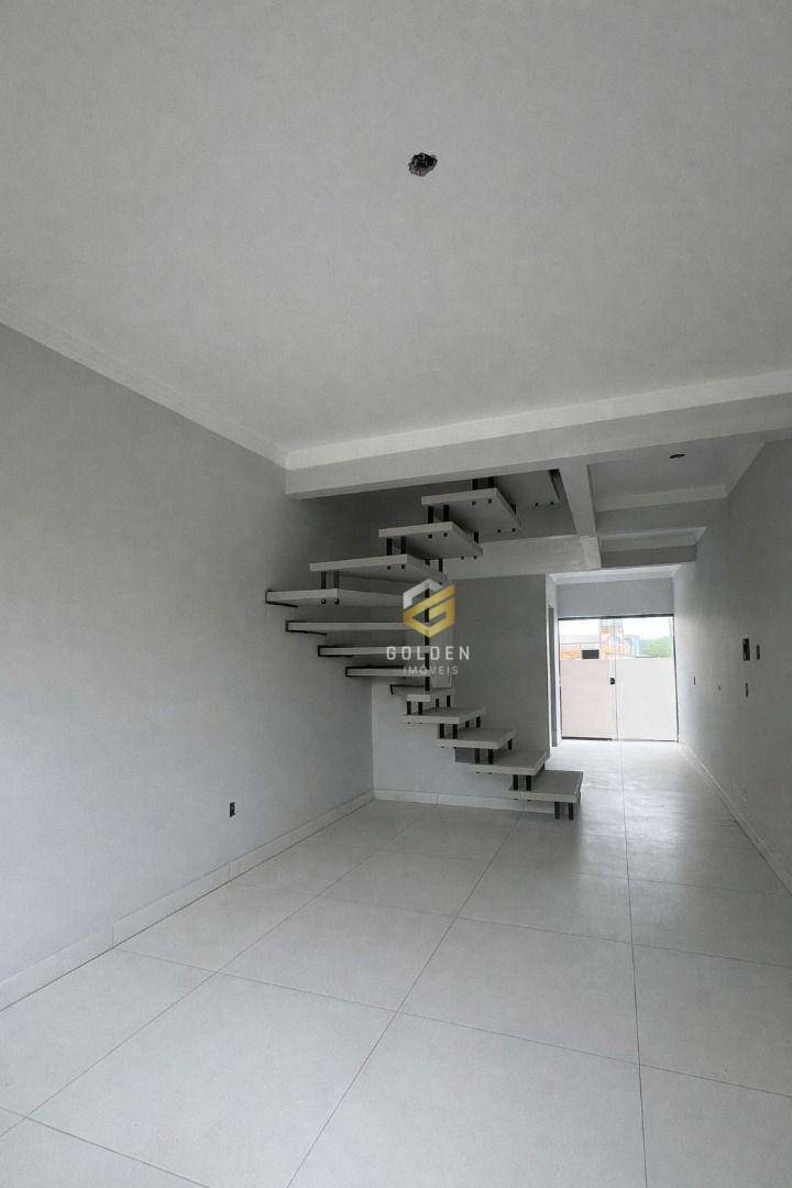 Sobrado, 2 quartos, 72 m² - Foto 2