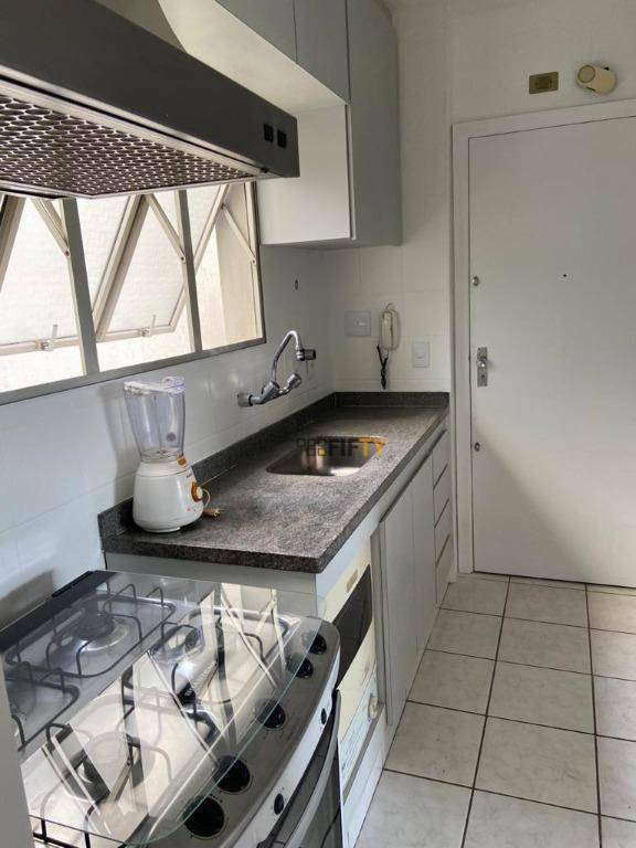 Apartamento à venda com 3 quartos, 76m² - Foto 9