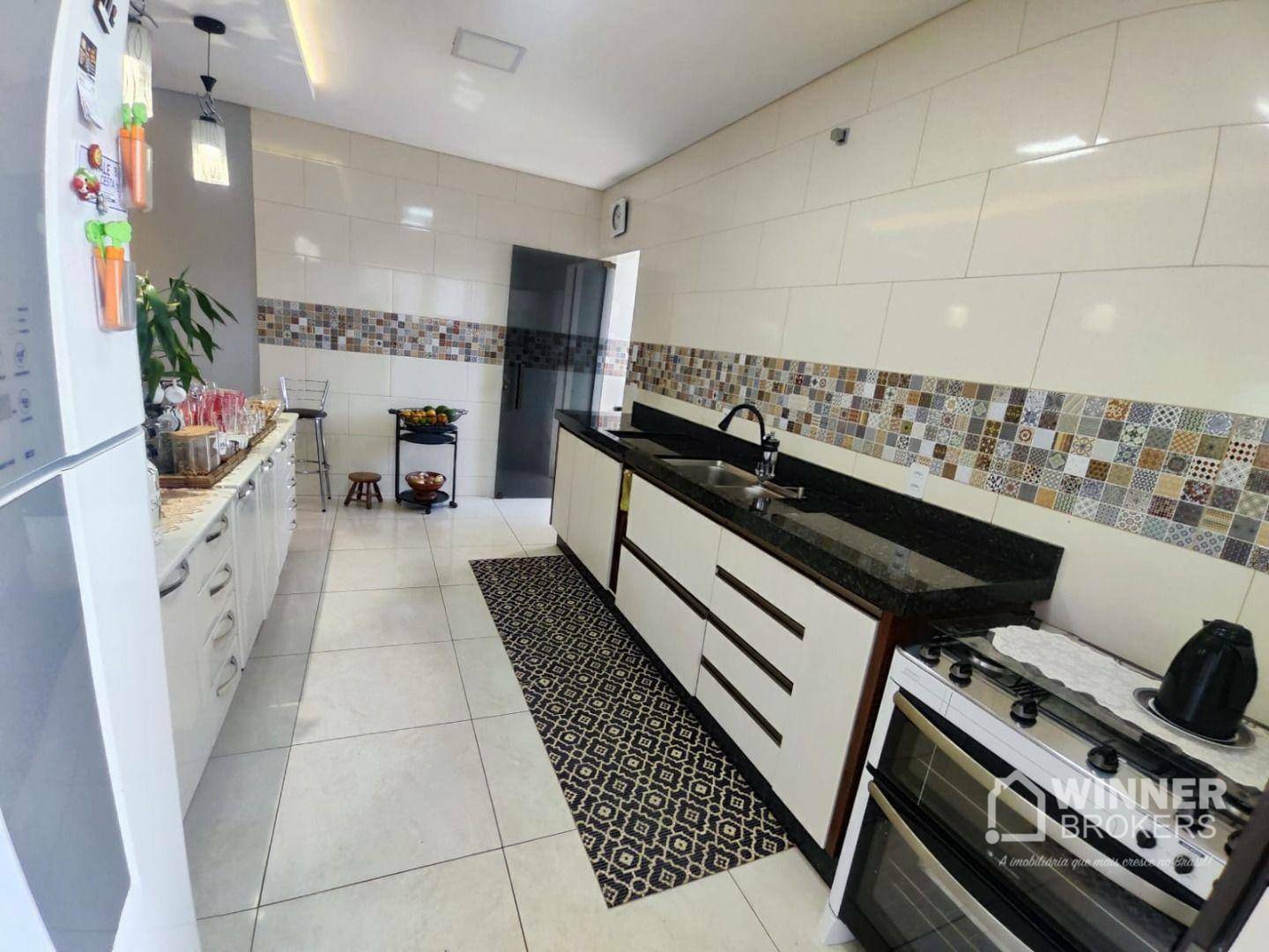 Sobrado à venda com 3 quartos, 320m² - Foto 8