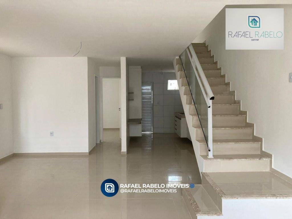 Casa à venda com 4 quartos, 127m² - Foto 4