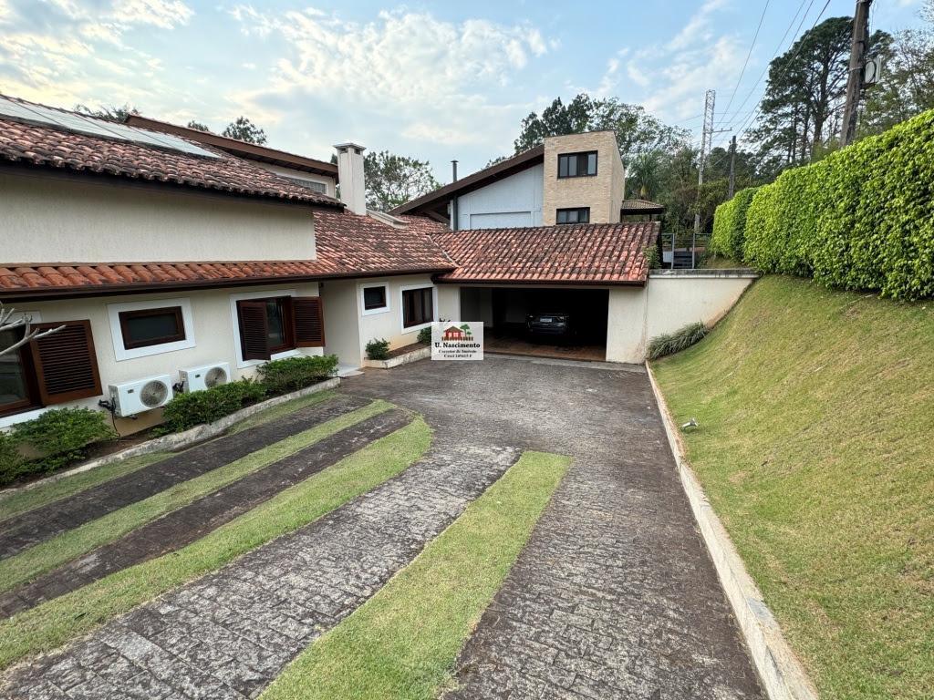 Casa à venda com 7 quartos, 500m² - Foto 2