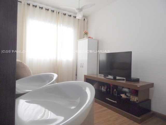 Apartamento à venda com 2 quartos, 45m² - Foto 3