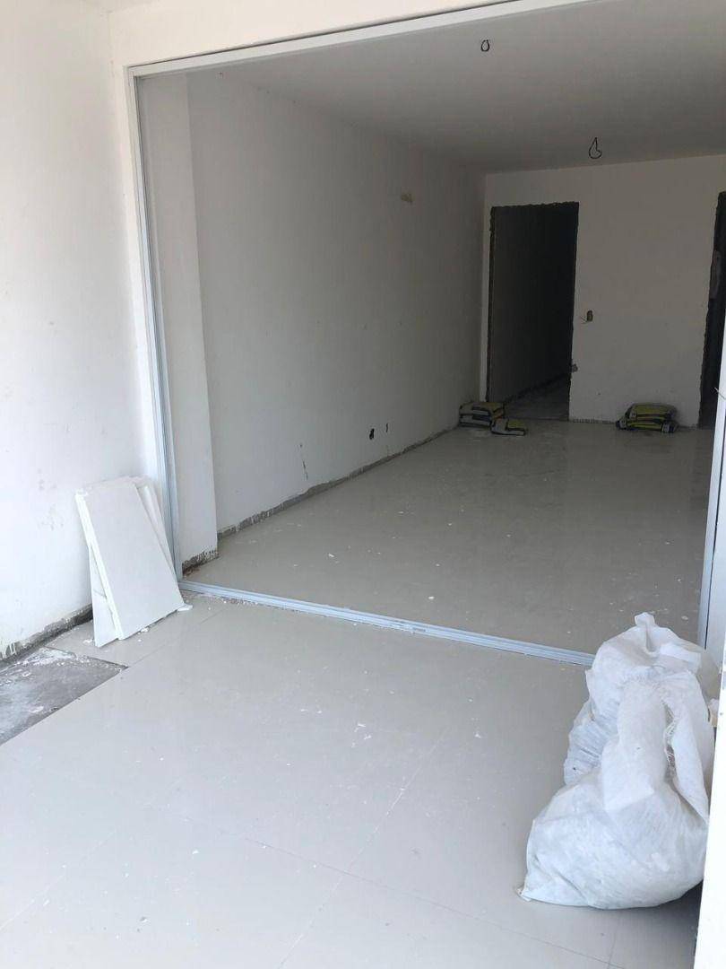 Apartamento à venda com 3 quartos, 115m² - Foto 5