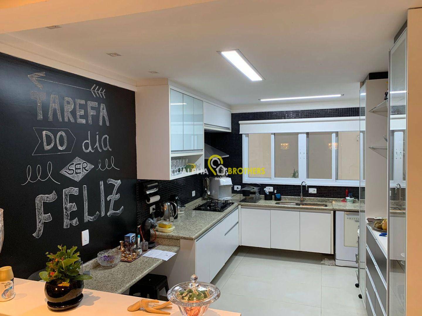 Casa de Condomínio à venda com 6 quartos, 300m² - Foto 3