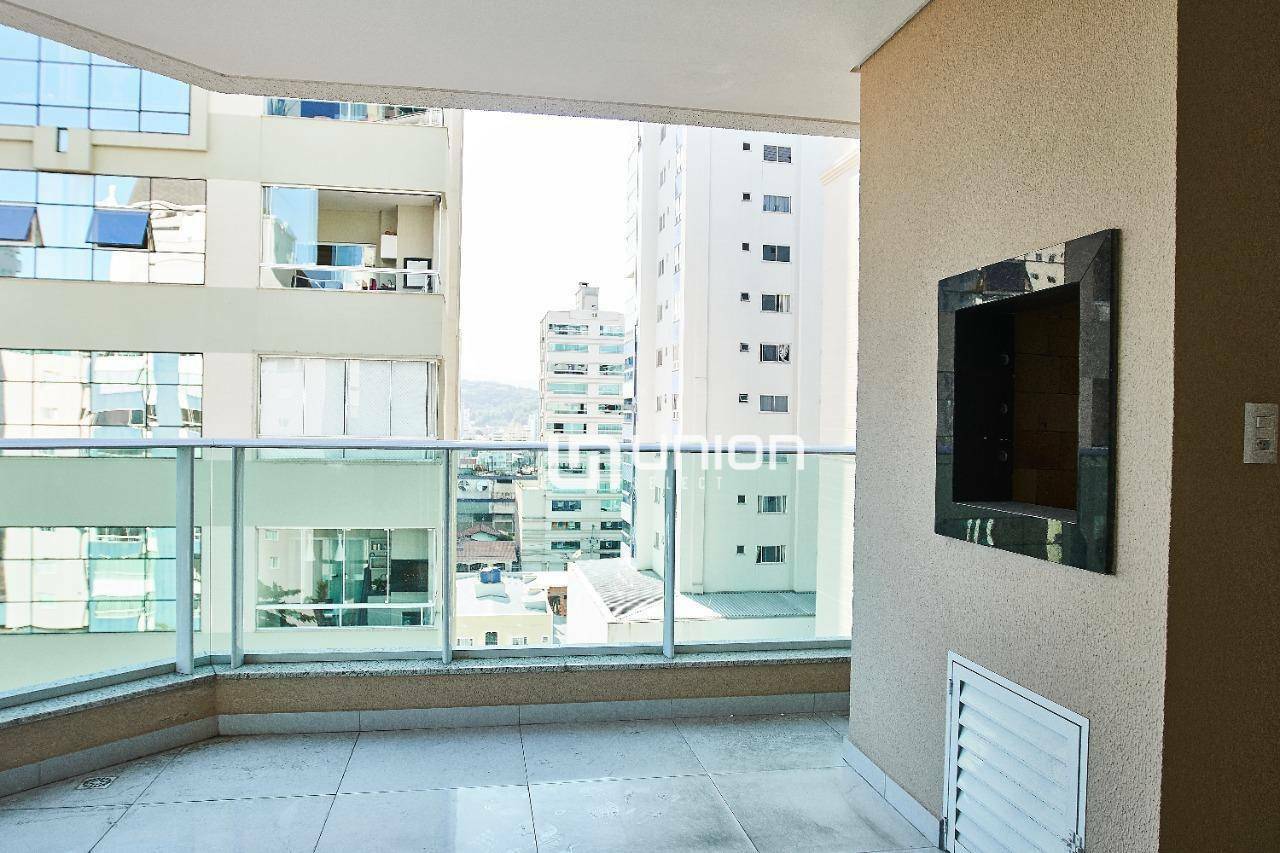 Apartamento à venda com 3 quartos, 130m² - Foto 5