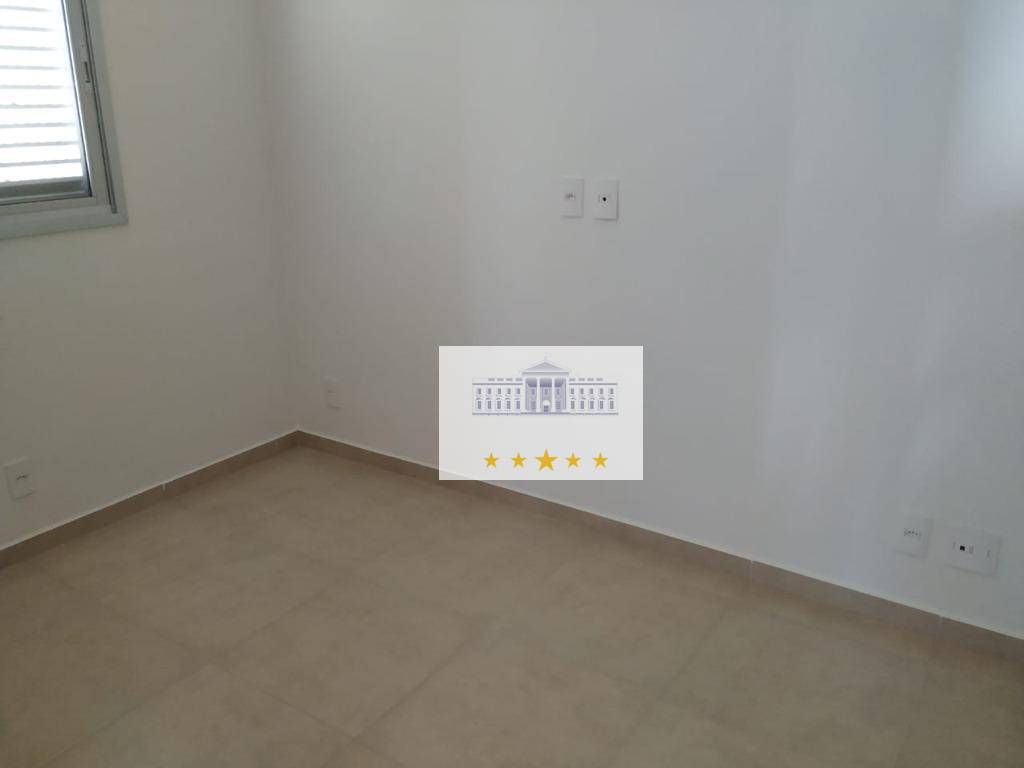 Apartamento à venda com 3 quartos, 96m² - Foto 4