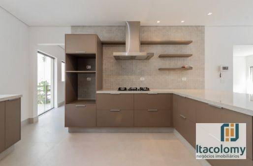 Casa à venda com 5 quartos, 450m² - Foto 1