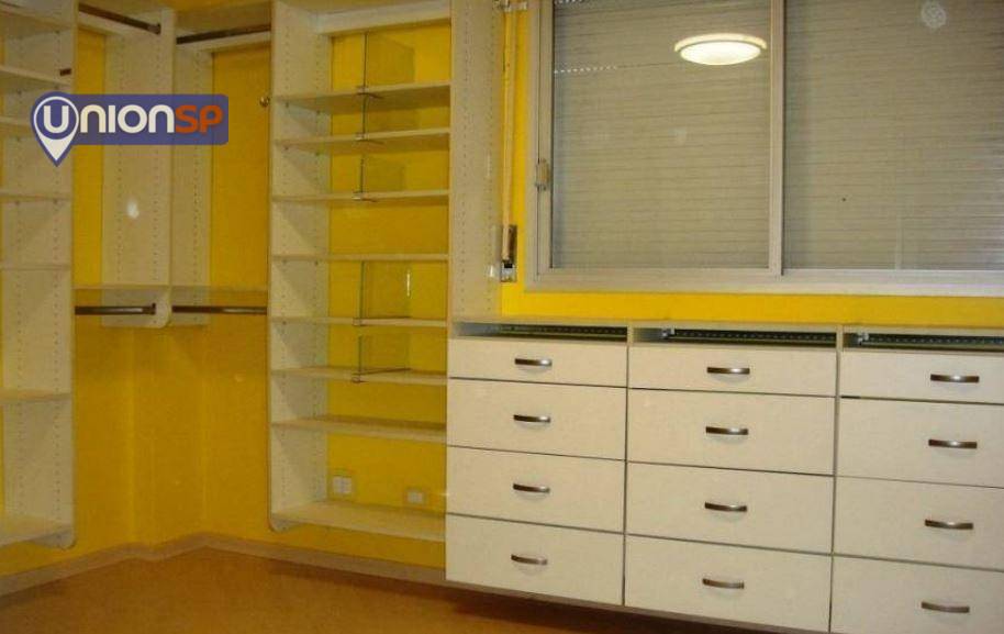 Apartamento à venda com 4 quartos, 240m² - Foto 10