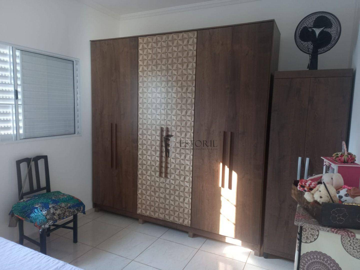 Casa à venda com 2 quartos, 216M2 - Foto 3