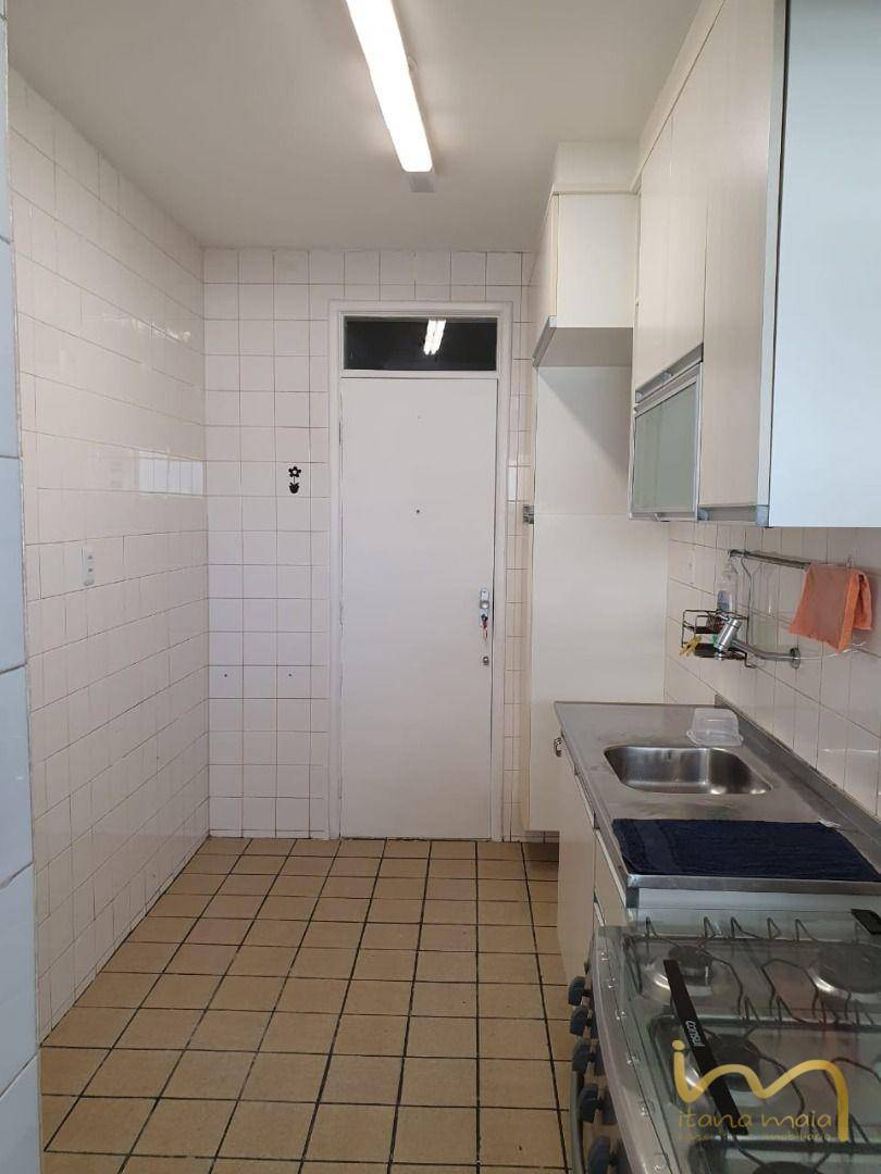 Apartamento à venda com 2 quartos, 137m² - Foto 10