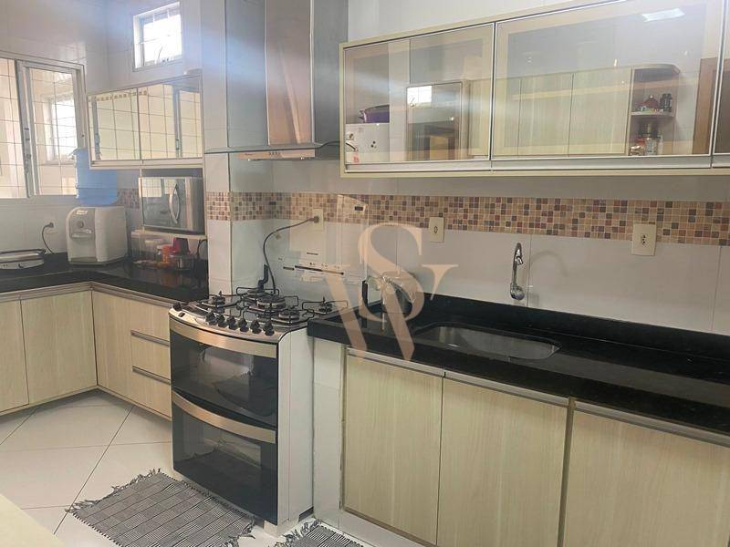 Sobrado à venda com 3 quartos, 230m² - Foto 5