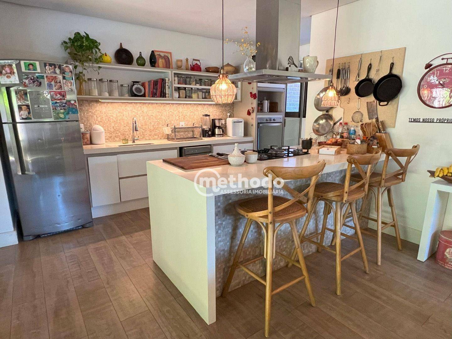Casa de Condomínio à venda com 3 quartos, 250m² - Foto 8