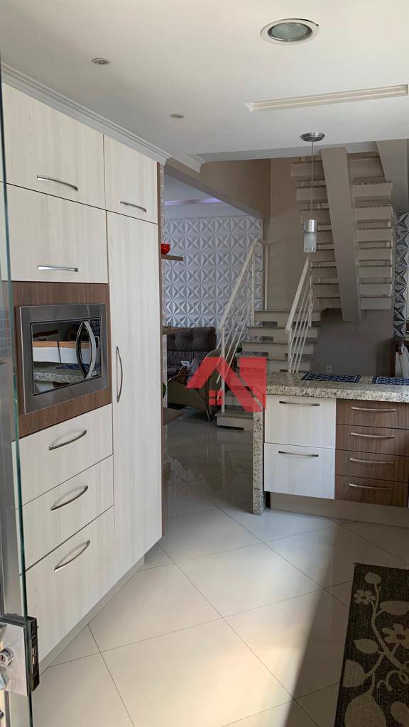 Sobrado à venda com 3 quartos, 290m² - Foto 32