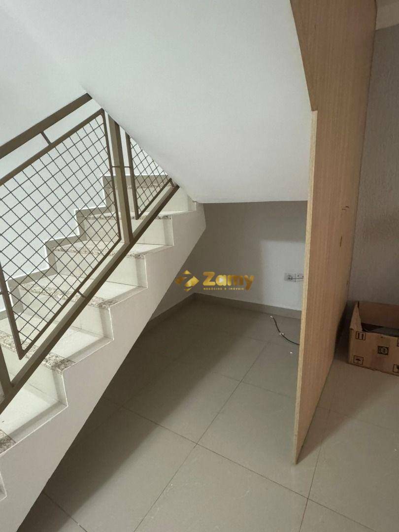 Sobrado à venda com 3 quartos, 151m² - Foto 2