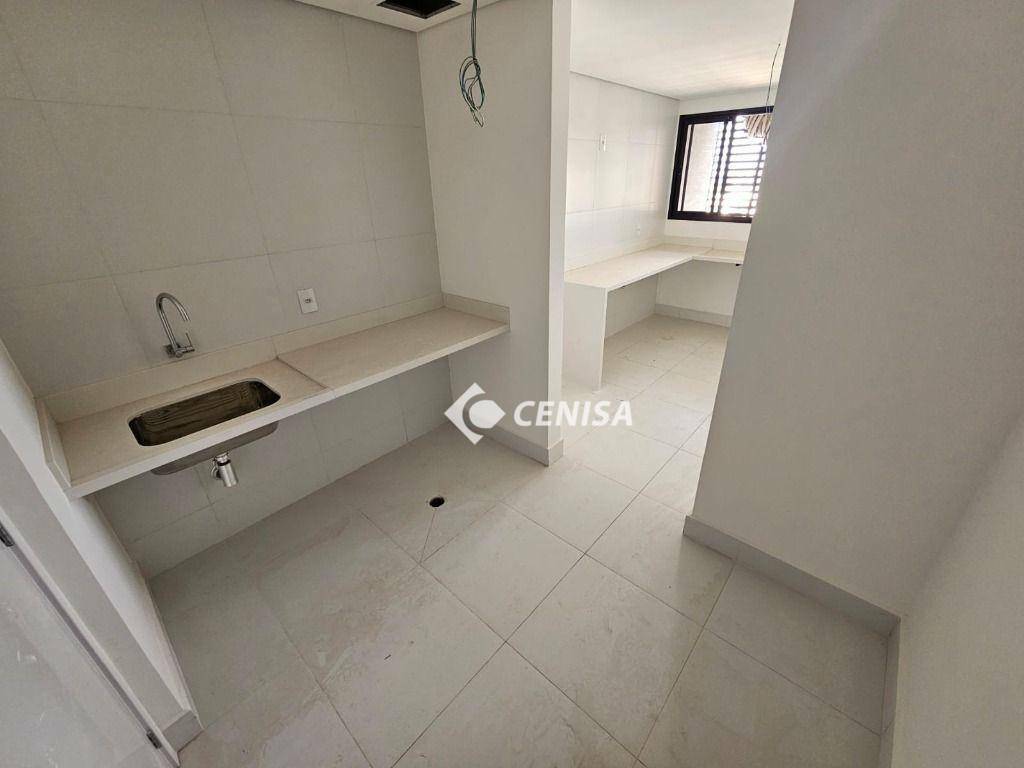 Apartamento à venda com 3 quartos, 155m² - Foto 8