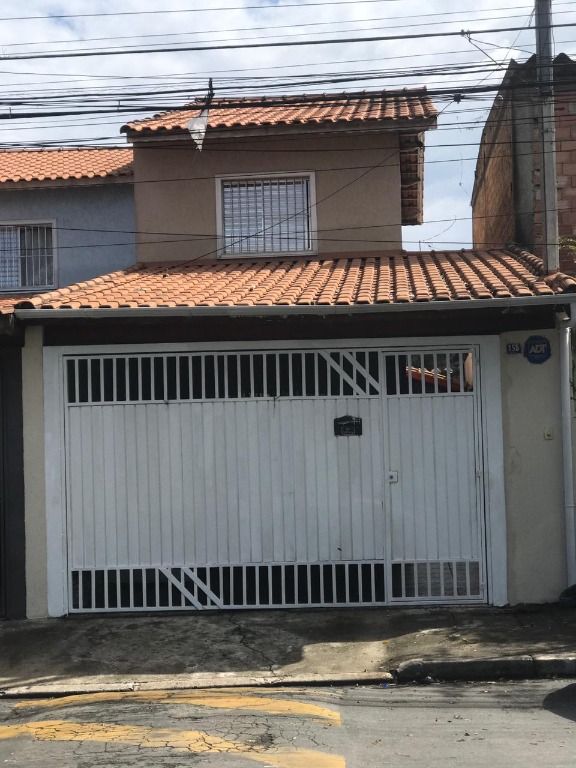 Sobrado à venda com 2 quartos, 80m² - Foto 1