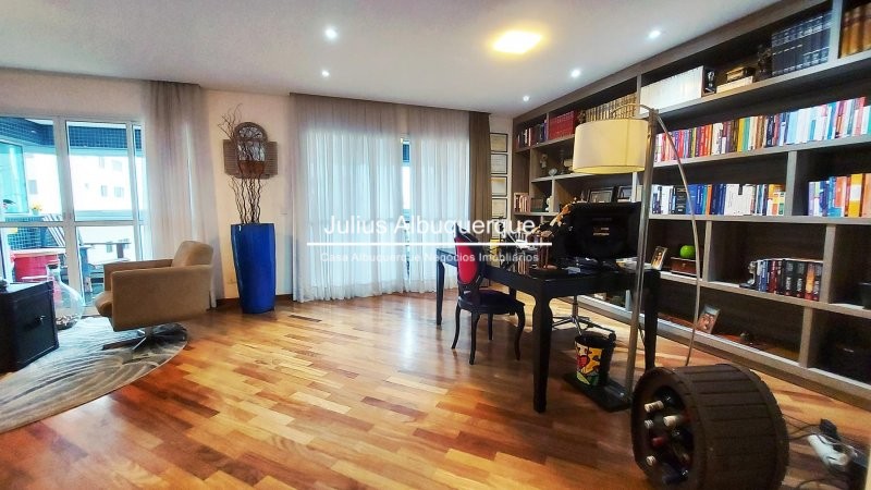 Apartamento à venda com 3 quartos, 253m² - Foto 8