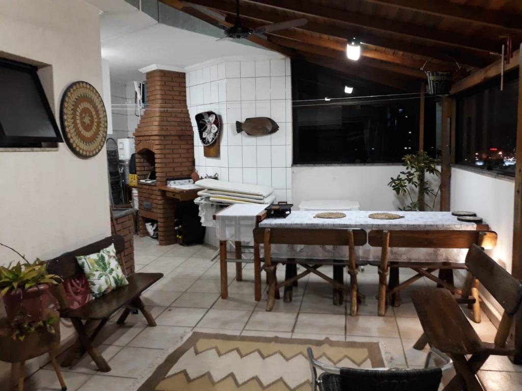 Cobertura à venda com 3 quartos, 200m² - Foto 11