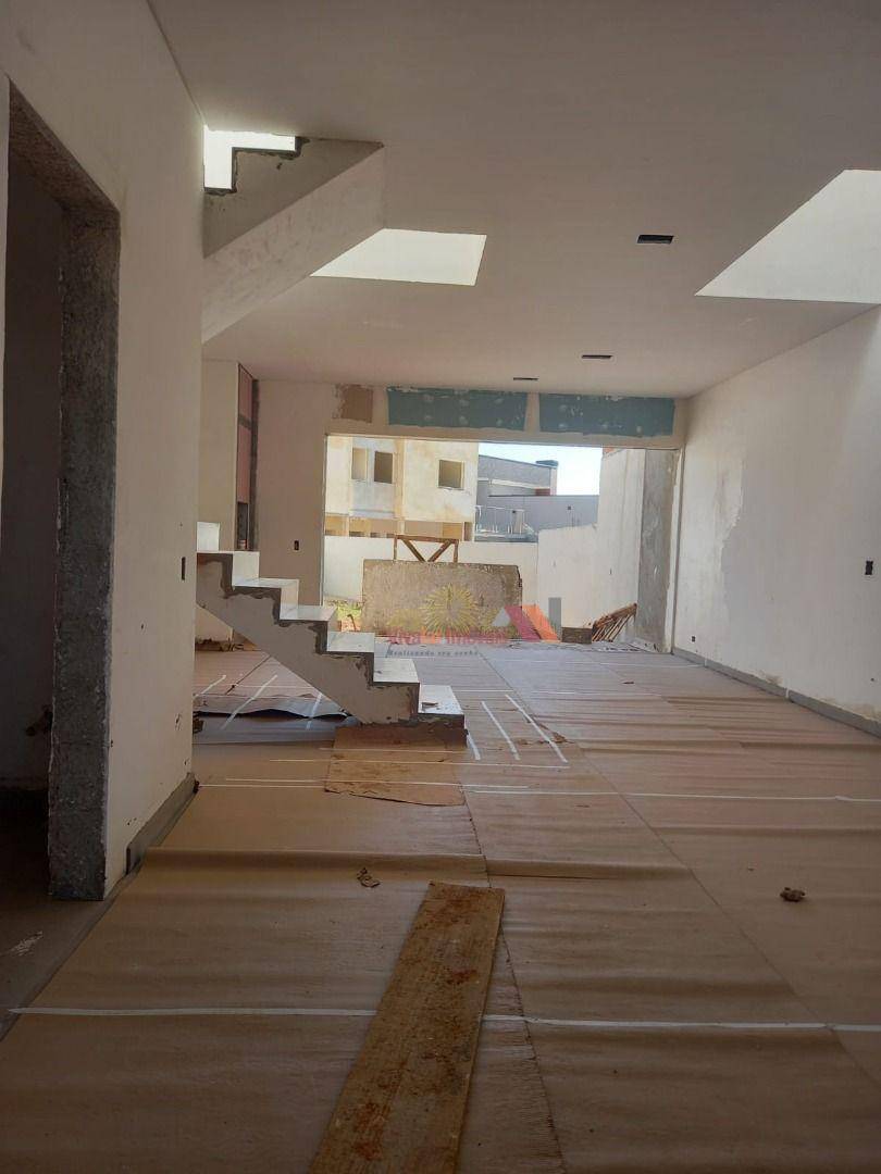 Sobrado à venda com 3 quartos, 175m² - Foto 4