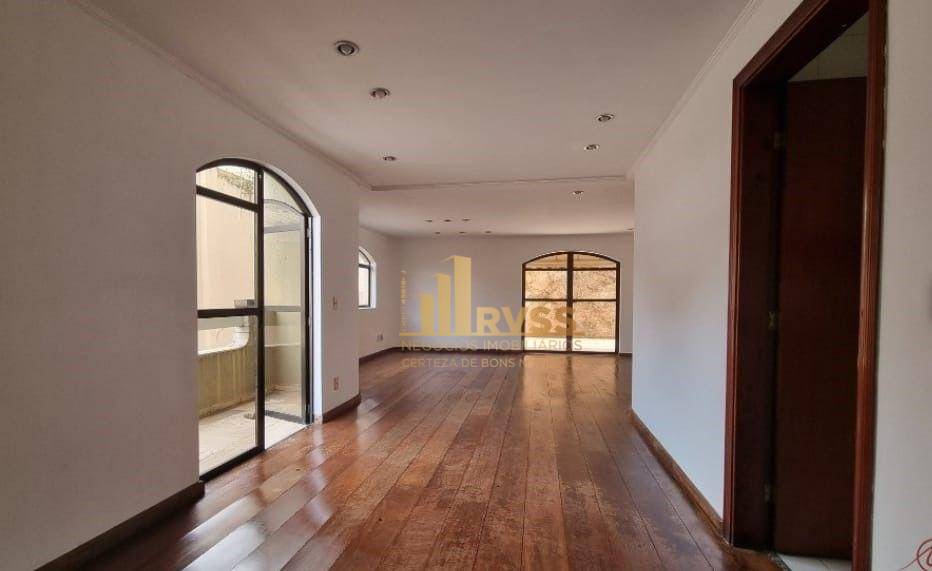 Apartamento à venda com 3 quartos, 142m² - Foto 9