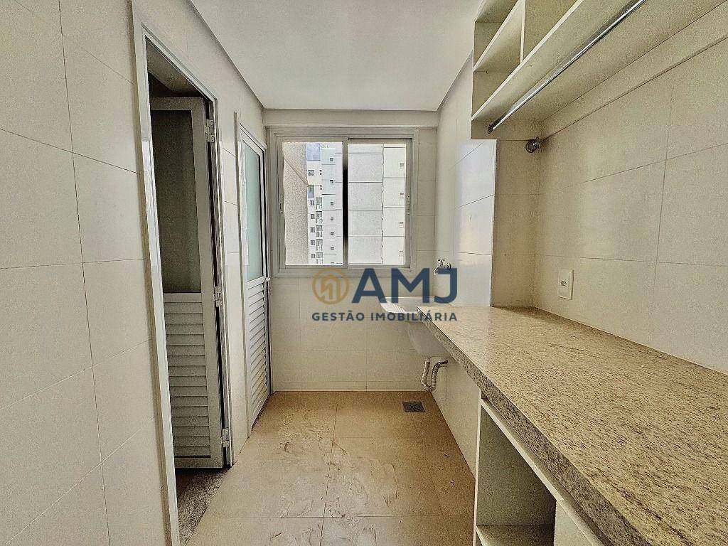 Apartamento à venda com 3 quartos, 156m² - Foto 30