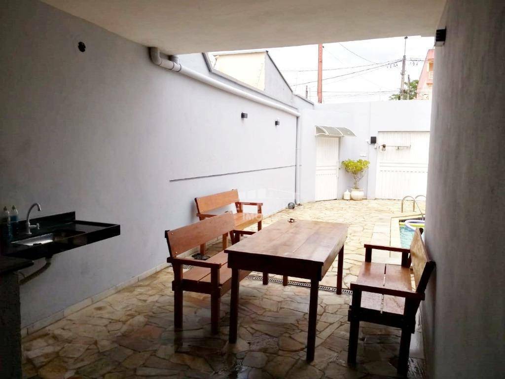 Casa à venda com 2 quartos, 180m² - Foto 3