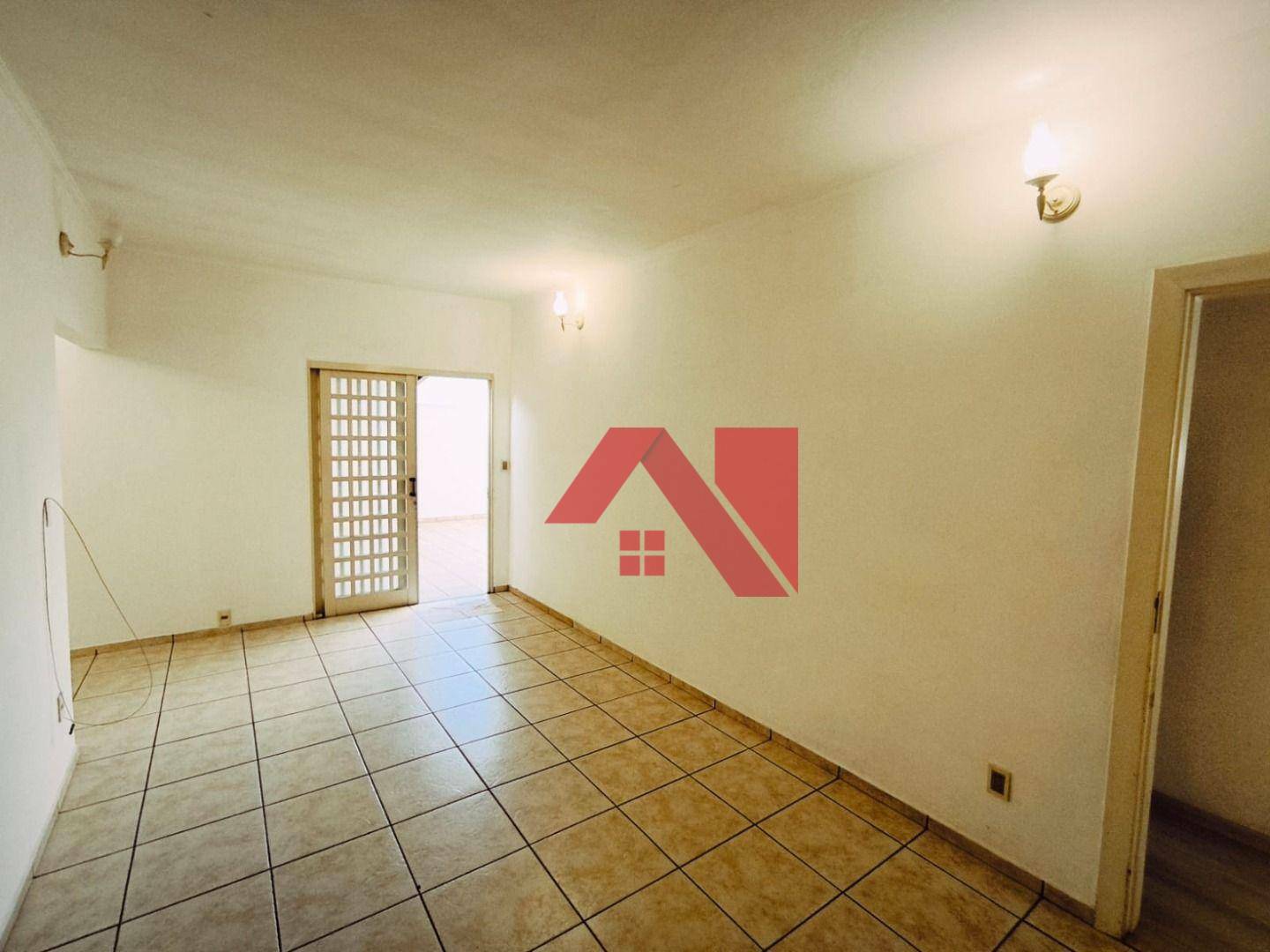 Casa à venda com 3 quartos, 192m² - Foto 4