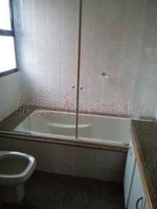 Apartamento para alugar com 3 quartos, 202m² - Foto 11