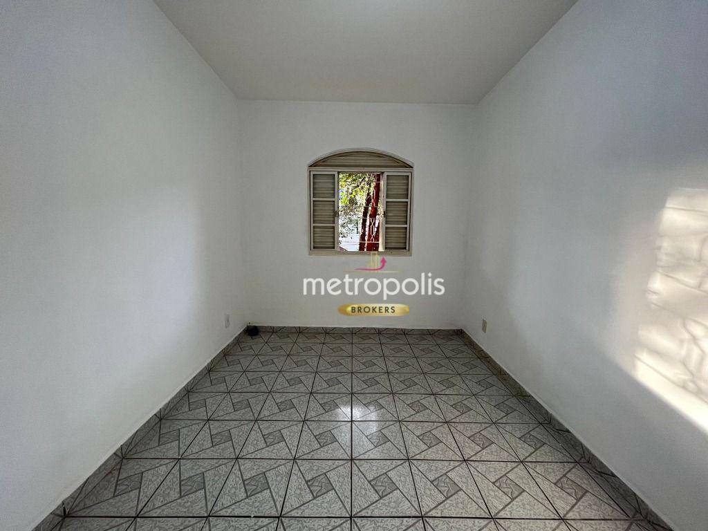 Casa para alugar com 1 quarto, 52m² - Foto 11