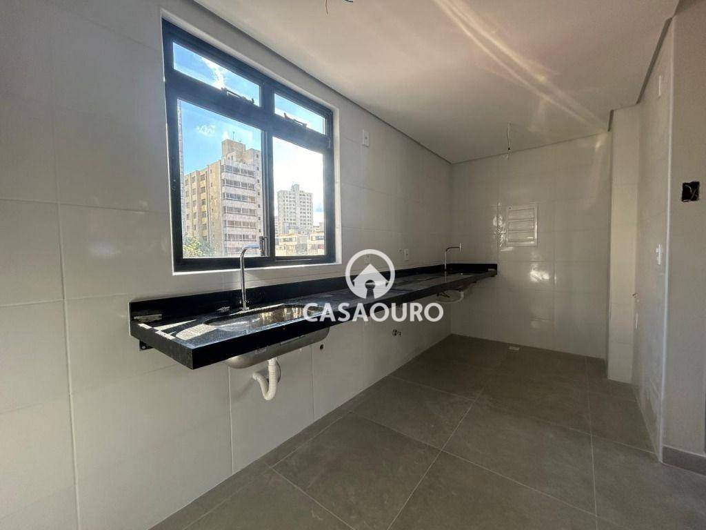 Apartamento à venda com 2 quartos, 64m² - Foto 9