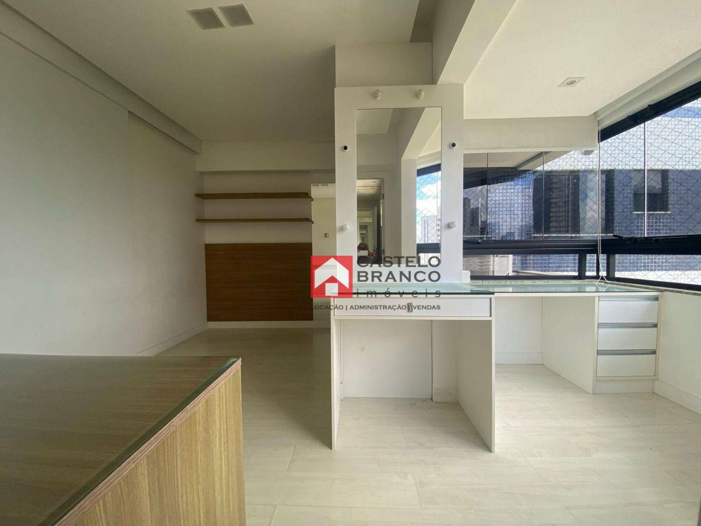 Apartamento à venda com 3 quartos, 130m² - Foto 14