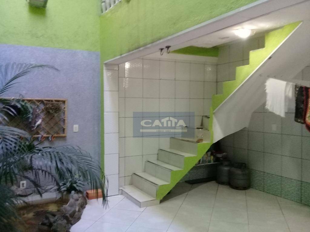 Sobrado à venda com 2 quartos, 320m² - Foto 9