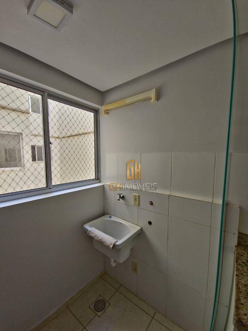 Apartamento para alugar com 2 quartos, 55m² - Foto 10