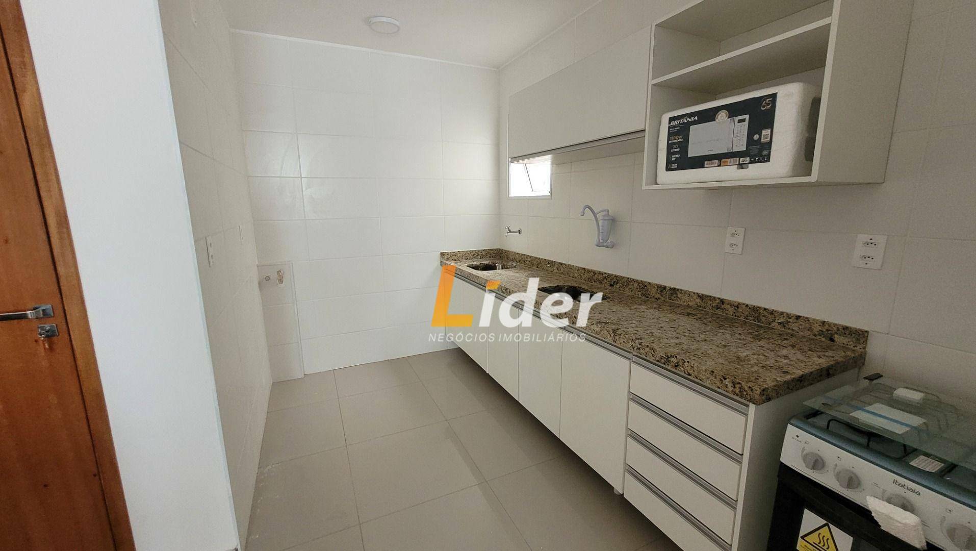 Cobertura à venda com 2 quartos, 80m² - Foto 3