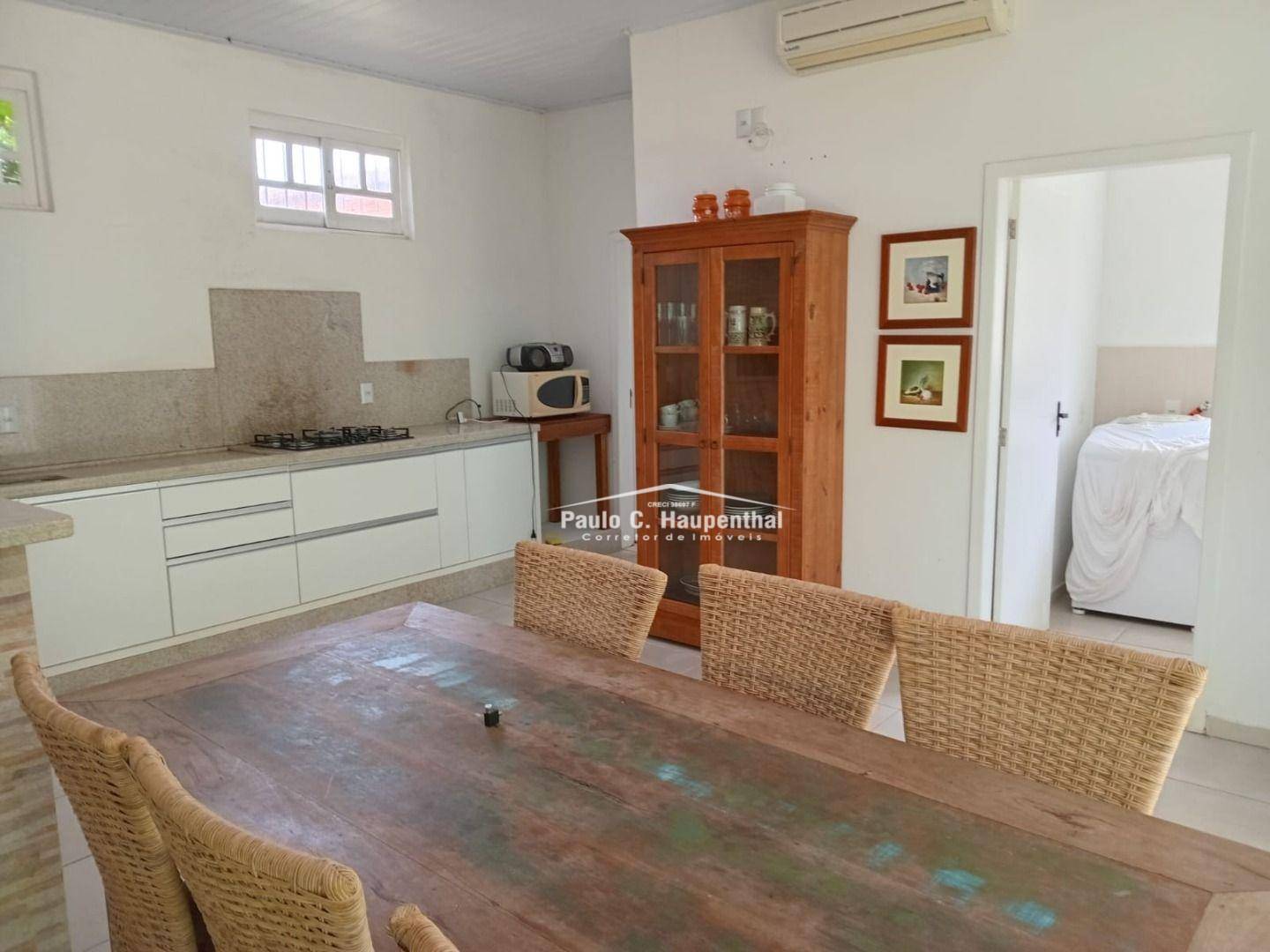 Casa à venda com 3 quartos, 207m² - Foto 8