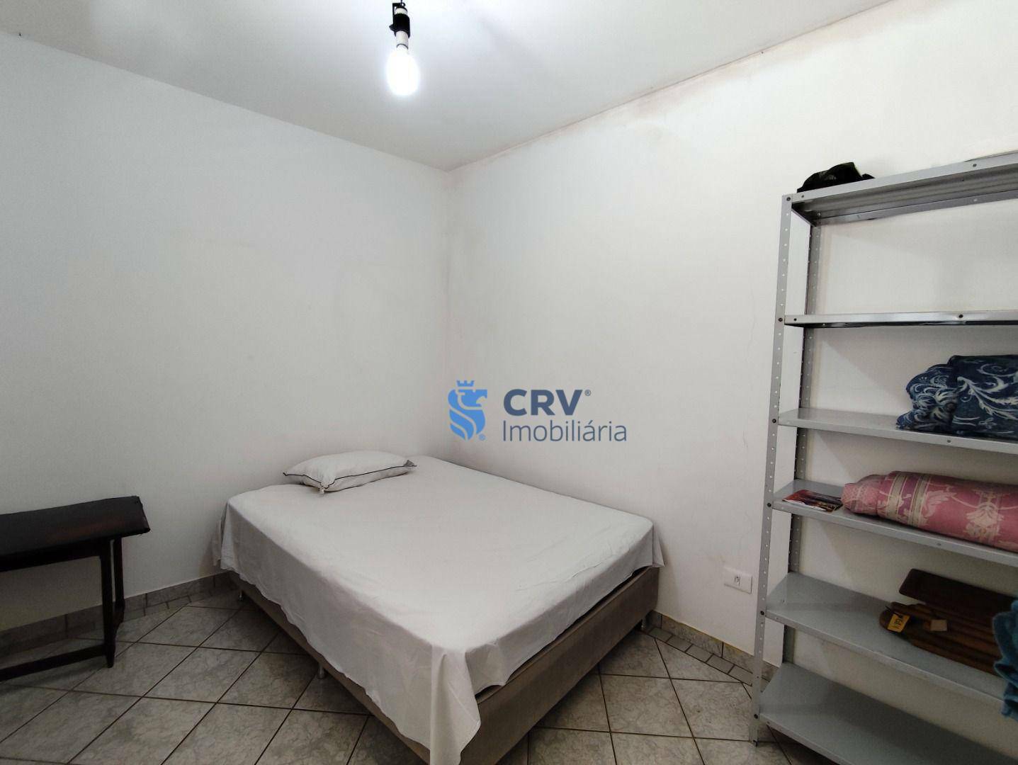 Casa à venda com 4 quartos, 300m² - Foto 15