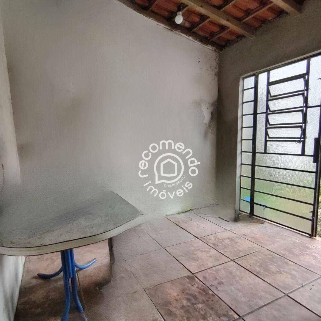 Casa à venda com 3 quartos, 274m² - Foto 37