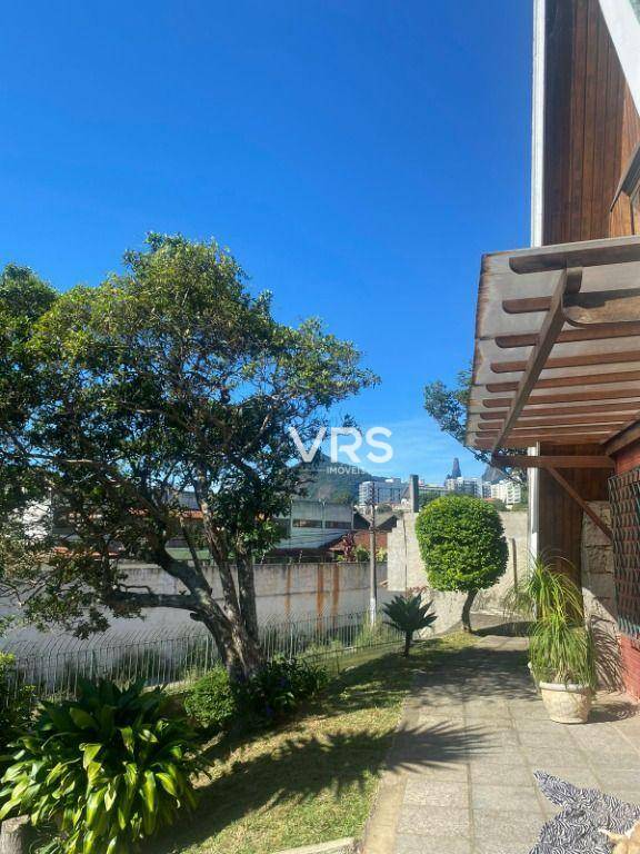 Casa à venda com 2 quartos, 126m² - Foto 6