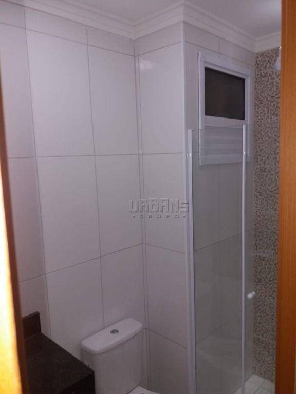 Apartamento à venda com 3 quartos, 130m² - Foto 3